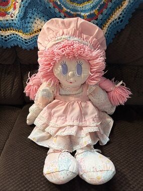 Vintage 1980s Plush Doll 1989 Designer Dolls Pastel Pink Rag Doll Yarn Rare